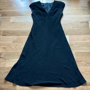 Jones Wear Black Midi Dress